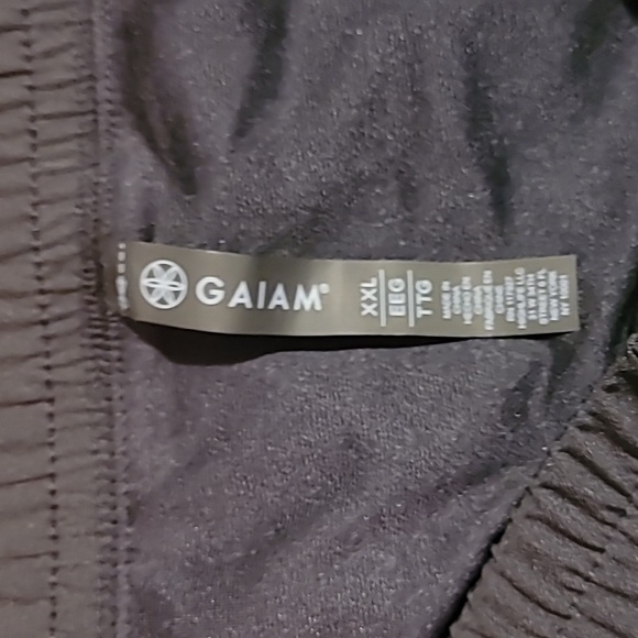 Gaiam Woven Short with Mesh Black - XXL - NWT - Picture 4 of 5